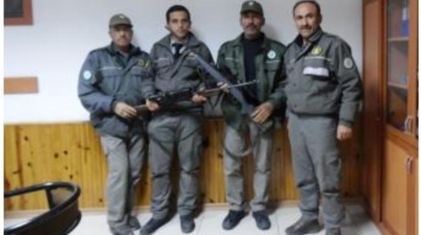 Ka&ccedil;ak Yaban Ke&ccedil;isi Avlayan 3 Kişi Yakalandı