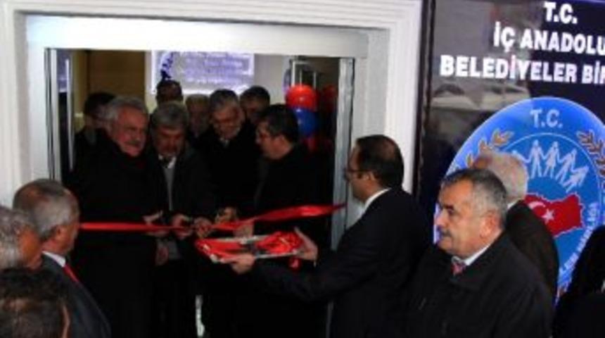 İabb &lsquo;nin Yenilenen Binası G&uuml;naydın&rsquo;la A&ccedil;ıldı