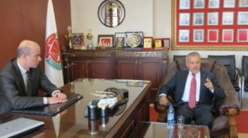 Milletvetkili Şahin&rsquo;den Baro&rsquo;ya Ziyaret