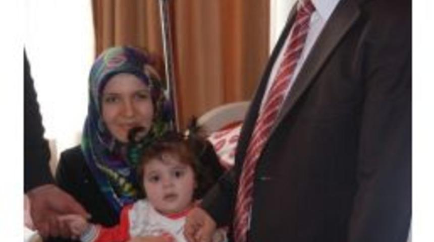 Hoşg&ouml;r: "kızımızın Kahramanları Doktorlar Oldu"