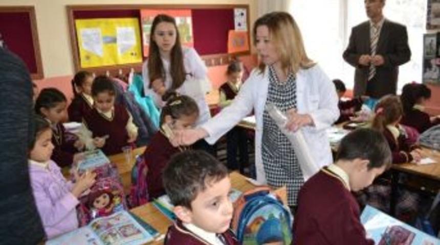 Fır&ccedil;alar Elimizde Flor Dişimizde