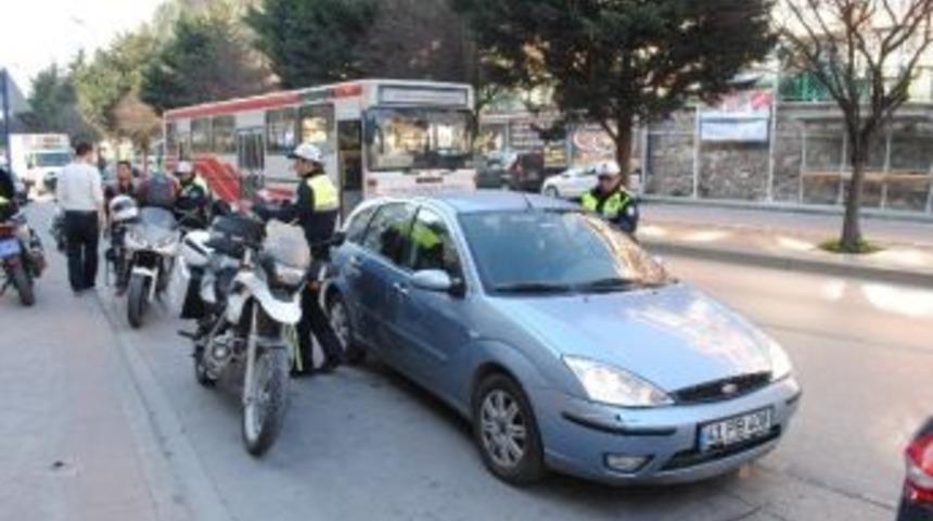 Emniyet Kemeri Takmayan Sürücüler Yandı