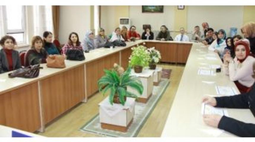 Aksaray&rsquo;da Velilere Aile Eğitimi