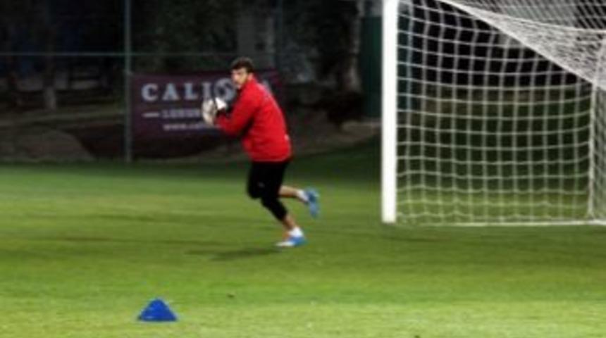 Eskişehirspor Devre Arası Hazırlıklarını Antalya&rsquo;da S&uuml;rd&uuml;r&uuml;yor