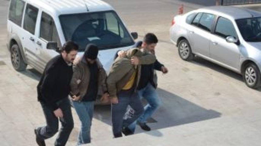 &ldquo;kalpazan &Ccedil;etesi&rdquo; Cezaevine G&ouml;nderildi