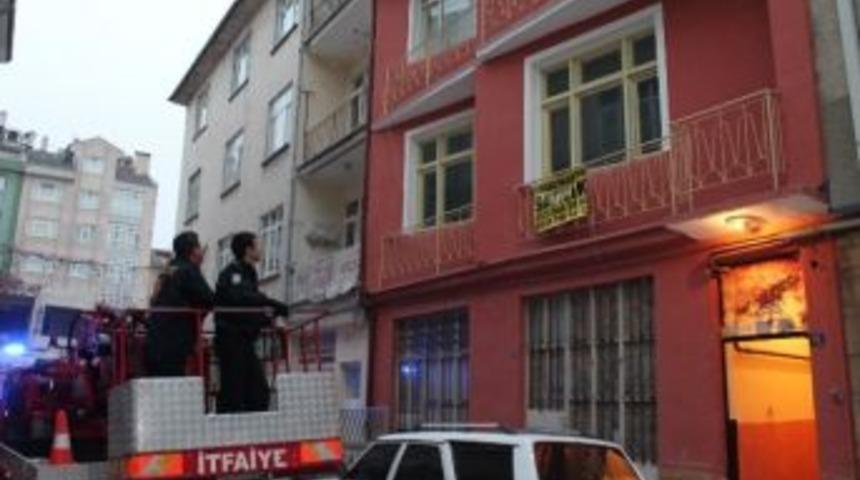 Polis Yardım İsteyen Kadını Evde Bulamadı