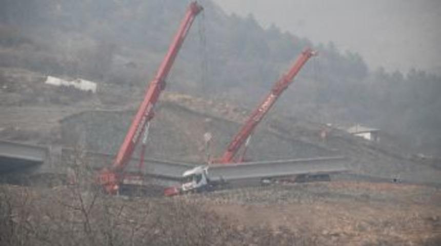 &Ccedil;evre Yoluna 80 Metrelik K&ouml;pr&uuml;