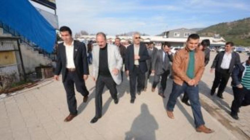 Başkan Saatcı, Kara&ccedil;ulha Halinde Esnafla Bir Araya Geldi