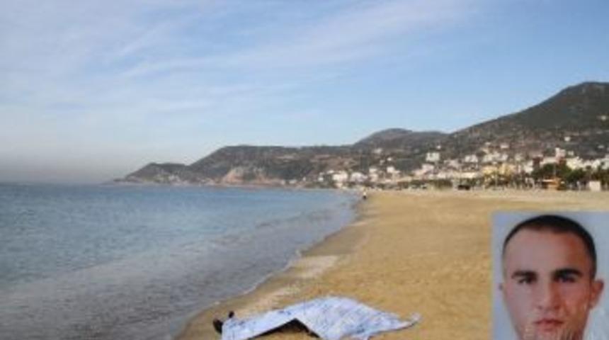 Alanya'da Deniz Kıyısında Erkek Cesedi Bulundu