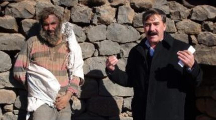 (&ouml;zel Haber) Akli Dengesini Kaybeden Şahıs, 31 Yıldır K&uuml;ller İ&ccedil;erisinde Yaşıyor