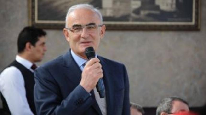 Yılmaz: &ldquo;i&ccedil; &Ccedil;atışmaları Bırakıp Samsun&rsquo;u Geleceğe Taşımalıyız&rdquo;