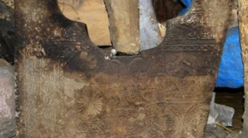 (&ouml;zel Haber) Evinden Tarihi Eser &Ccedil;ıktı Yoksulluktan Kurtulamadı