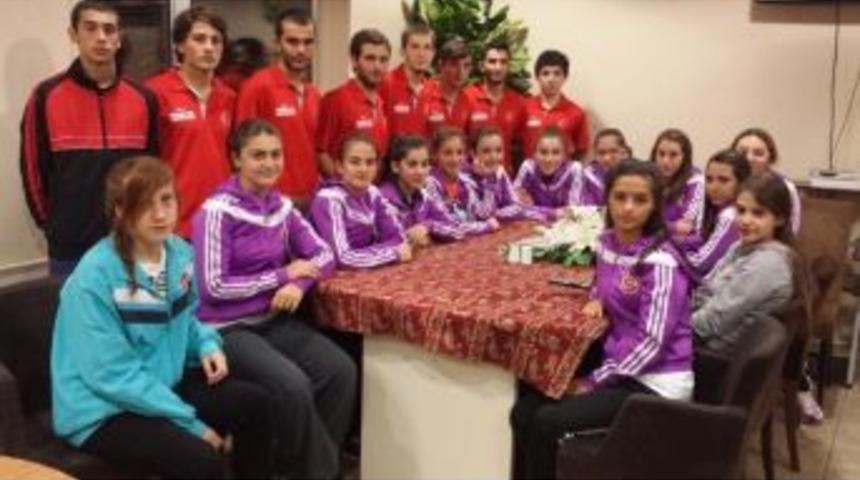 Hendekli Karateciler T&uuml;rkiye Şampiyonasında