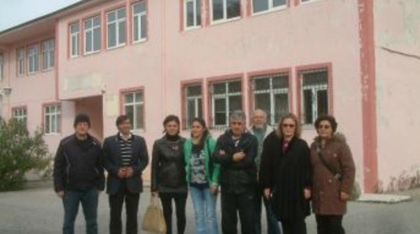 Burhaniye&rsquo;de Kız Meslek Lisesi Tepkisi