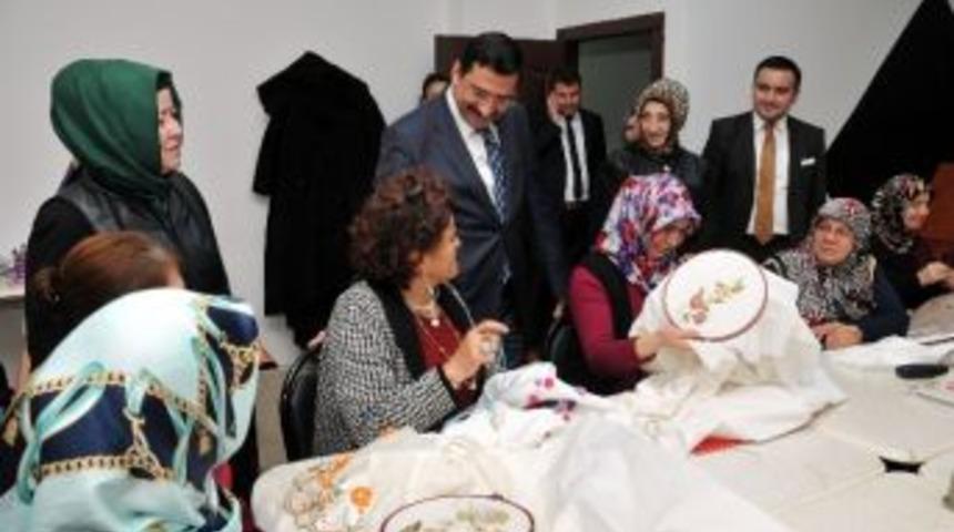 Başkan Ak&rsquo;tan Ke&ccedil;mek Ailesine Ziyaret