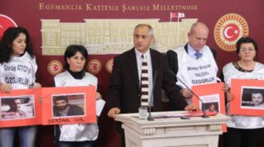 İzmir&rsquo;de Gezi Olaylarında G&ouml;zaltına Alınanların Aileleri Tbmm&rsquo;de