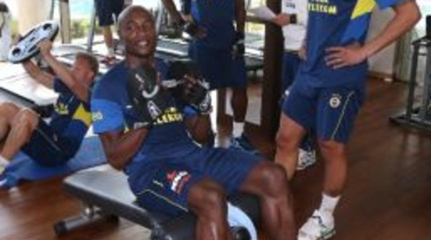 Fenerbah&ccedil;e, İkinci Yarı Hazırlıklarını Antalya'da S&uuml;rd&uuml;r&uuml;yor