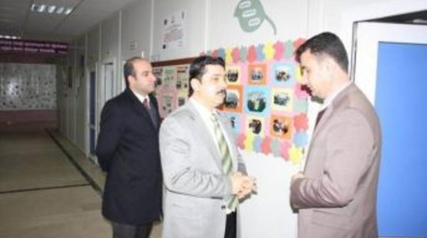 Dicle Kaymakamı Kattaş&rsquo;tan Mesleki Ve Teknik Liseye Ziyaret