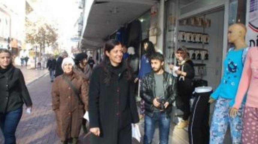 Paris&rsquo;te &Ouml;ld&uuml;r&uuml;len 3 Kadın İ&ccedil;in Y&uuml;r&uuml;y&uuml;ş D&uuml;zenlenecek