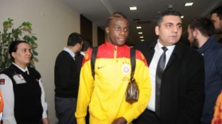 Galatasaray&rsquo;a Antalya&rsquo;da Coşkulu Karşılama