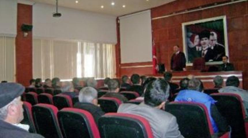 G&uuml;m&uuml;şhane&rsquo;de H&uuml;k&uuml;ml&uuml;lere Sevgi Ve Merhamet Konulu Seminer Verildi