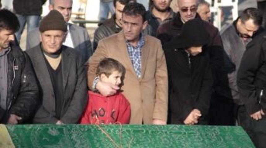 Evli Aşıkların Son Yolculuğu