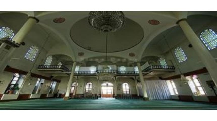 Bartın&rsquo;da Bir Camiye 243 Kişi D&uuml;ş&uuml;yor