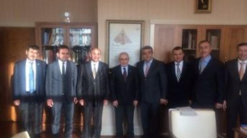 Salim Turası Ak Parti Hisarcık İl&ccedil;e Başkanı Oldu