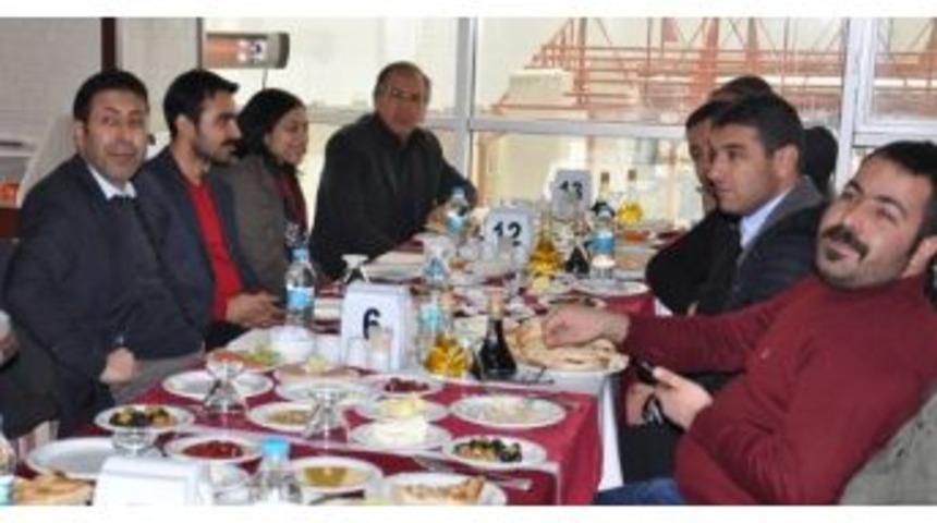 Başkan Ok, Gazetecilerle Kahvaltıda Buluştu