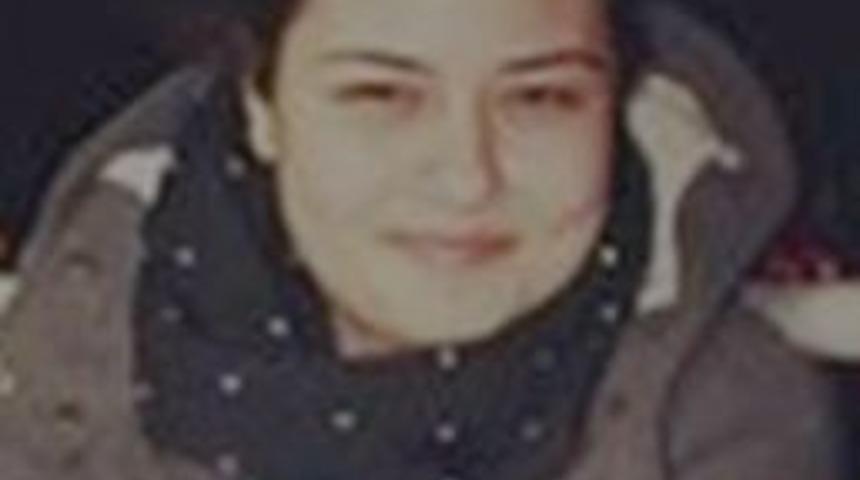 İzmir'de Balkondan D&uuml;şen &Uuml;niversite &Ouml;ğrencisi &Ouml;ld&uuml;