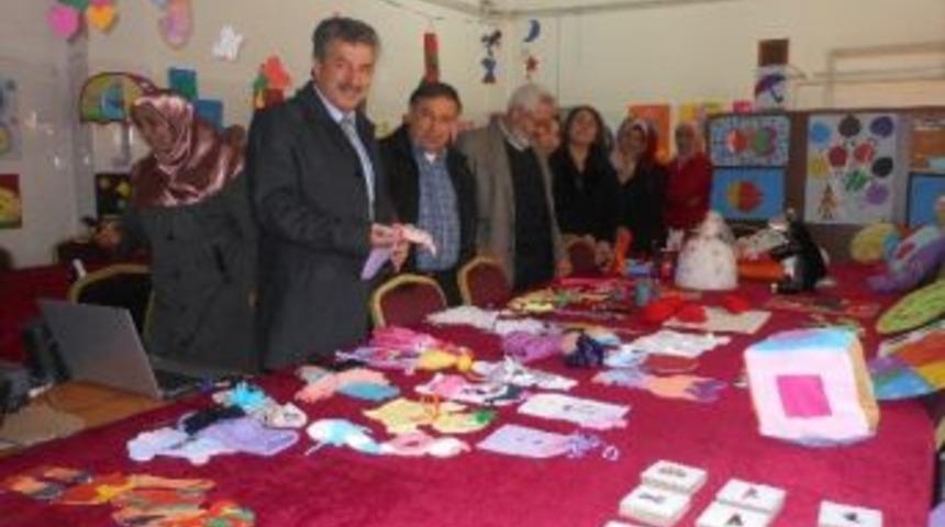 '&ccedil;ocuk Bakım Elemanı Kursu' D&ouml;nem Sonu Sergisi