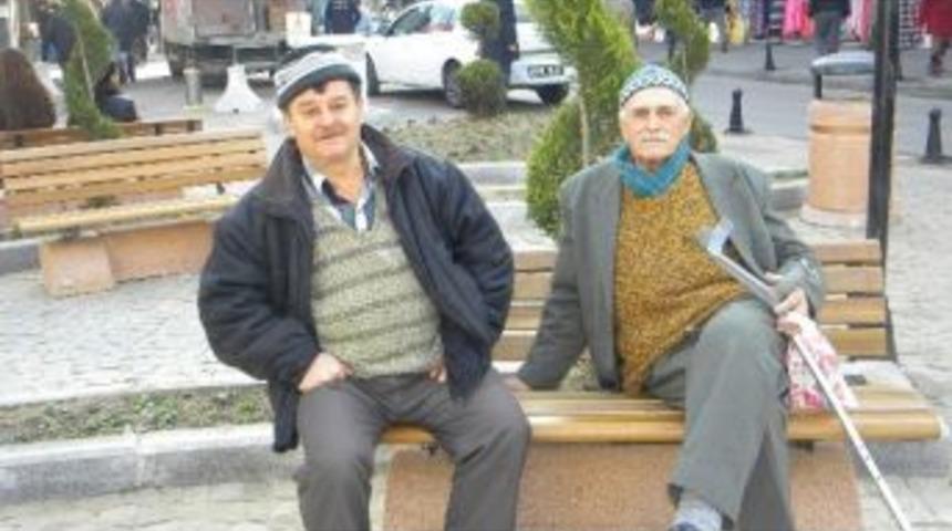 Doğuda Kar, Batıda G&uuml;neş