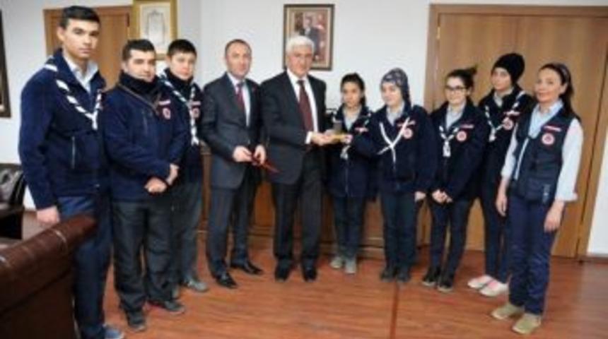 Karamanlı İzcilerden Vali Koca&rsquo;ya Ziyaret