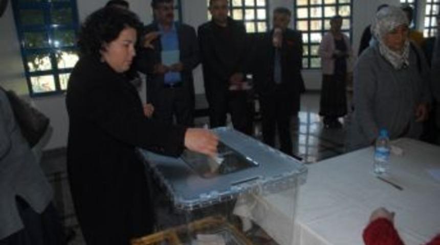 Fethiye'de Pazarcılar Başkanını Se&ccedil;ti