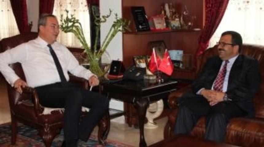 Tse Heyetinden &Uuml;nver&rsquo;e Ziyaret