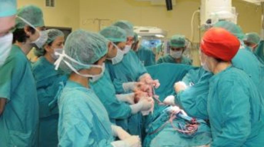 (&ouml;zel Haber) Tıp Literat&uuml;r&uuml;nde İlk