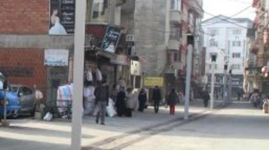 Esnaf İstedi, Sara&ccedil;lar Sokak Yenilendi