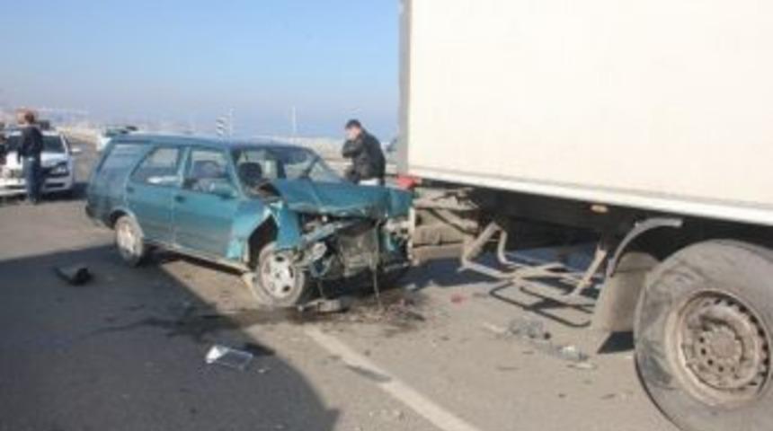 Fatsa&rsquo;da Zincirleme Kaza: 2 Yaralı