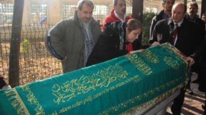 Huban &Ouml;ztoprak&rsquo;a G&ouml;z&uuml; Yaşlı Veda