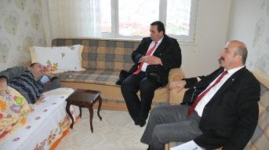 Mhp Ak&ccedil;akoca Belediye Başkan Adayı Yanmaz, Hasta Yatağında Yatanları Ziyaret Etti