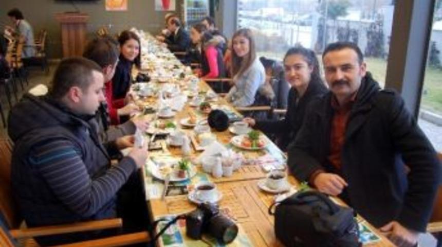 10 Ocak &Ccedil;alışan Gazeteciler G&uuml;n&uuml;