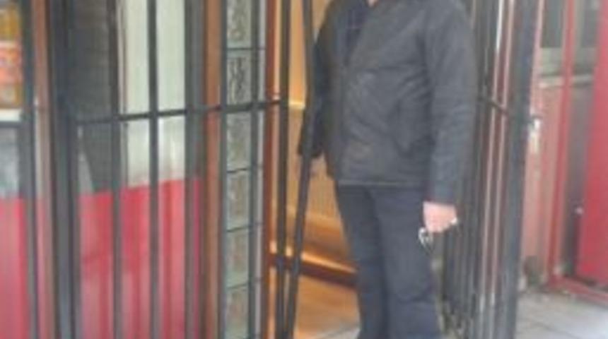 Kilidi Kırıp B&uuml;feyi Soydular