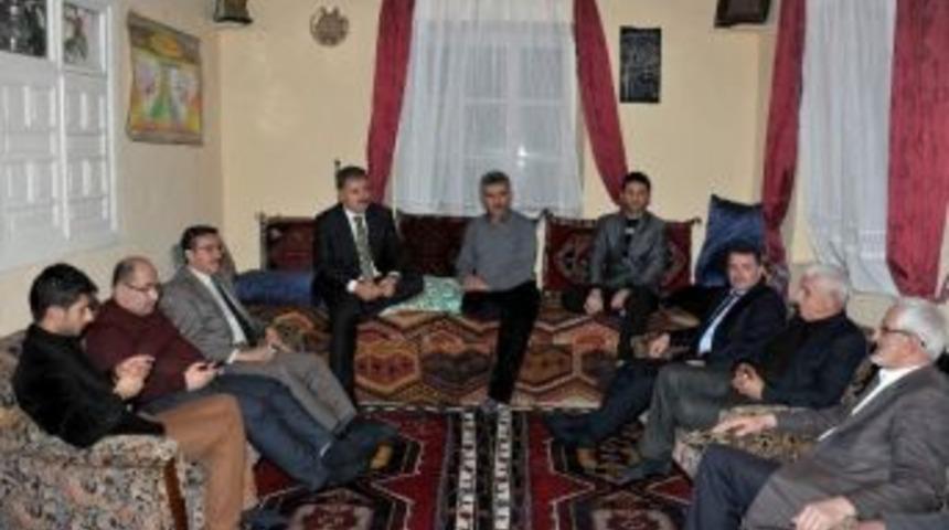 Ak Parti Heyeti, K&ouml;ylerde &Ccedil;alışmalarını S&uuml;rd&uuml;rd&uuml;