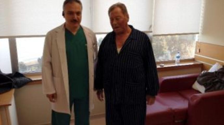 Buzda Kayarak D&uuml;şen Mustafa Dede&rsquo;nin 2 Yıldır S&uuml;ren Izdırapları Sona Erdi