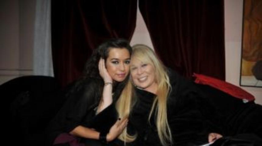 Zerrin &Ouml;zer'den Bursalılara Unutulmaz Konser