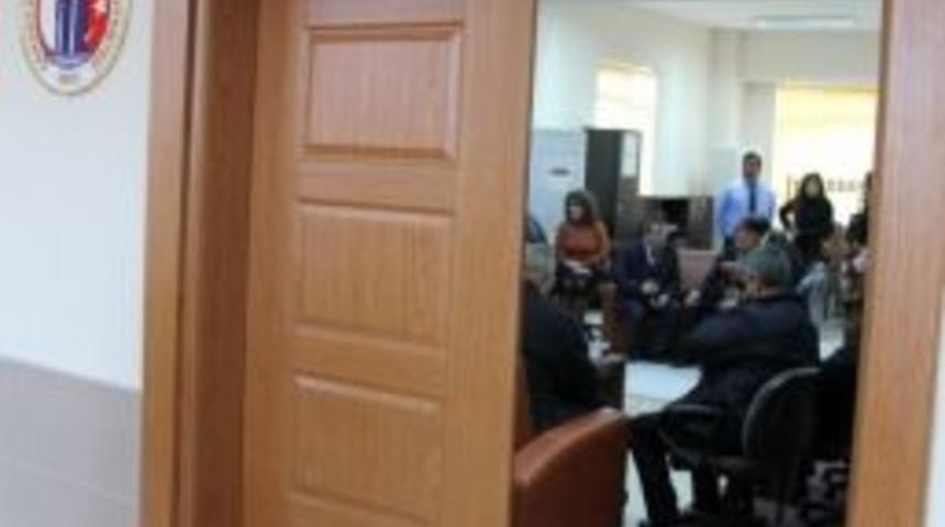 Merhum Dekanın İsmi Laboratuara Verildi