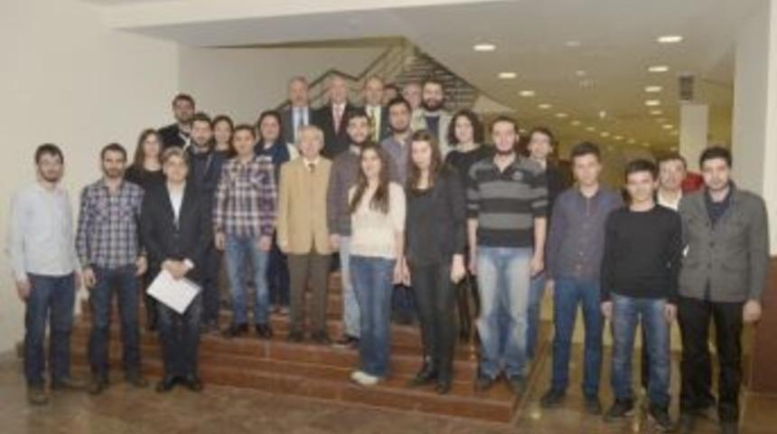 Esog&uuml;&rsquo;de Uygulamalı Girişimcilik Eğitimini Tamamlayanlara Sertifikaları Verildi