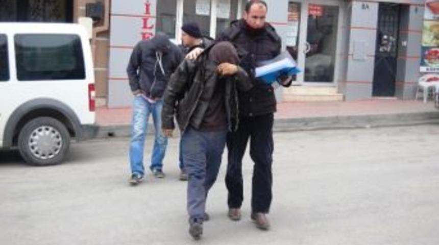Eskişehir&rsquo;de Kalorifer Peteği Hırsızları Yakalandı