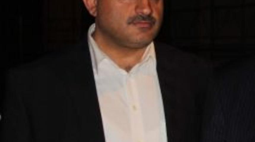 (&ouml;zel Haber) M&uuml;şterisinin 77 Bin Tl&rsquo;lik Emekli İkramiyesini Hesabına Ge&ccedil;irdi