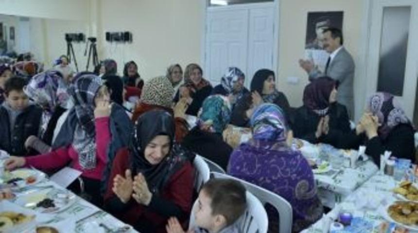 Başkan Ata&ccedil;&rsquo;ın Bilgilendirme Toplantıları